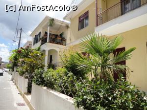 [P12] O stradă cochetă, cu case frumoase.  » foto by maryka
 - 
<span class="allrVoted glyphicon glyphicon-heart hidden" id="av943681"></span>
<a class="m-l-10 hidden" id="sv943681" onclick="voting_Foto_DelVot(,943681,23140)" role="button">șterge vot <span class="glyphicon glyphicon-remove"></span></a>
<a id="v9943681" class=" c-red"  onclick="voting_Foto_SetVot(943681)" role="button"><span class="glyphicon glyphicon-heart-empty"></span> <b>LIKE</b> = Votează poza</a> <img class="hidden"  id="f943681W9" src="/imagini/loader.gif" border="0" /><span class="AjErrMes hidden" id="e943681ErM"></span>