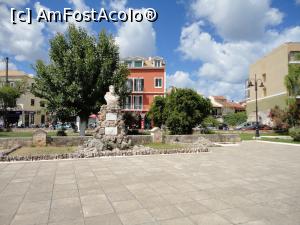 [P23] Prin parc, statui.  » foto by maryka
 - 
<span class="allrVoted glyphicon glyphicon-heart hidden" id="av943692"></span>
<a class="m-l-10 hidden" id="sv943692" onclick="voting_Foto_DelVot(,943692,23140)" role="button">șterge vot <span class="glyphicon glyphicon-remove"></span></a>
<a id="v9943692" class=" c-red"  onclick="voting_Foto_SetVot(943692)" role="button"><span class="glyphicon glyphicon-heart-empty"></span> <b>LIKE</b> = Votează poza</a> <img class="hidden"  id="f943692W9" src="/imagini/loader.gif" border="0" /><span class="AjErrMes hidden" id="e943692ErM"></span>