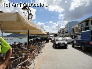 [P24] Terase care așteaptă clienți, chiar pe faleză.  » foto by maryka
 - 
<span class="allrVoted glyphicon glyphicon-heart hidden" id="av943693"></span>
<a class="m-l-10 hidden" id="sv943693" onclick="voting_Foto_DelVot(,943693,23140)" role="button">șterge vot <span class="glyphicon glyphicon-remove"></span></a>
<a id="v9943693" class=" c-red"  onclick="voting_Foto_SetVot(943693)" role="button"><span class="glyphicon glyphicon-heart-empty"></span> <b>LIKE</b> = Votează poza</a> <img class="hidden"  id="f943693W9" src="/imagini/loader.gif" border="0" /><span class="AjErrMes hidden" id="e943693ErM"></span>