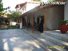 [P27] Manastirea Faneromeni-curtea manastirii » foto by raduu1972
 - 
<span class="allrVoted glyphicon glyphicon-heart hidden" id="av151743"></span>
<a class="m-l-10 hidden" id="sv151743" onclick="voting_Foto_DelVot(,151743,23140)" role="button">șterge vot <span class="glyphicon glyphicon-remove"></span></a>
<a id="v9151743" class=" c-red"  onclick="voting_Foto_SetVot(151743)" role="button"><span class="glyphicon glyphicon-heart-empty"></span> <b>LIKE</b> = Votează poza</a> <img class="hidden"  id="f151743W9" src="/imagini/loader.gif" border="0" /><span class="AjErrMes hidden" id="e151743ErM"></span>