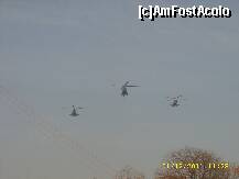 [P13] Toata lumea se bucura la vederea elicopterelor » foto by raduu1972
 - 
<span class="allrVoted glyphicon glyphicon-heart hidden" id="av279451"></span>
<a class="m-l-10 hidden" id="sv279451" onclick="voting_Foto_DelVot(,279451,23162)" role="button">șterge vot <span class="glyphicon glyphicon-remove"></span></a>
<a id="v9279451" class=" c-red"  onclick="voting_Foto_SetVot(279451)" role="button"><span class="glyphicon glyphicon-heart-empty"></span> <b>LIKE</b> = Votează poza</a> <img class="hidden"  id="f279451W9" src="/imagini/loader.gif" border="0" /><span class="AjErrMes hidden" id="e279451ErM"></span>