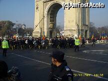 [P24] Momentul sosirii pe platou a fanfarei militare » foto by raduu1972
 - 
<span class="allrVoted glyphicon glyphicon-heart hidden" id="av279462"></span>
<a class="m-l-10 hidden" id="sv279462" onclick="voting_Foto_DelVot(,279462,23162)" role="button">șterge vot <span class="glyphicon glyphicon-remove"></span></a>
<a id="v9279462" class=" c-red"  onclick="voting_Foto_SetVot(279462)" role="button"><span class="glyphicon glyphicon-heart-empty"></span> <b>LIKE</b> = Votează poza</a> <img class="hidden"  id="f279462W9" src="/imagini/loader.gif" border="0" /><span class="AjErrMes hidden" id="e279462ErM"></span>