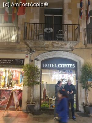 [P13] hotel Cortes » foto by robert
 - 
<span class="allrVoted glyphicon glyphicon-heart hidden" id="av1168199"></span>
<a class="m-l-10 hidden" id="sv1168199" onclick="voting_Foto_DelVot(,1168199,23169)" role="button">șterge vot <span class="glyphicon glyphicon-remove"></span></a>
<a id="v91168199" class=" c-red"  onclick="voting_Foto_SetVot(1168199)" role="button"><span class="glyphicon glyphicon-heart-empty"></span> <b>LIKE</b> = Votează poza</a> <img class="hidden"  id="f1168199W9" src="/imagini/loader.gif" border="0" /><span class="AjErrMes hidden" id="e1168199ErM"></span>