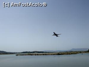 [P54] Trecea un avion... » foto by maryka
 - 
<span class="allrVoted glyphicon glyphicon-heart hidden" id="av1251325"></span>
<a class="m-l-10 hidden" id="sv1251325" onclick="voting_Foto_DelVot(,1251325,23185)" role="button">șterge vot <span class="glyphicon glyphicon-remove"></span></a>
<a id="v91251325" class=" c-red"  onclick="voting_Foto_SetVot(1251325)" role="button"><span class="glyphicon glyphicon-heart-empty"></span> <b>LIKE</b> = Votează poza</a> <img class="hidden"  id="f1251325W9" src="/imagini/loader.gif" border="0" /><span class="AjErrMes hidden" id="e1251325ErM"></span>