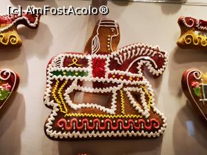 [P54] Târgu Secuiesc; figurine de turtă dulce la Muzeul Breslelor Secuiești » foto by crismis
 - 
<span class="allrVoted glyphicon glyphicon-heart hidden" id="av1192726"></span>
<a class="m-l-10 hidden" id="sv1192726" onclick="voting_Foto_DelVot(,1192726,23187)" role="button">șterge vot <span class="glyphicon glyphicon-remove"></span></a>
<a id="v91192726" class=" c-red"  onclick="voting_Foto_SetVot(1192726)" role="button"><span class="glyphicon glyphicon-heart-empty"></span> <b>LIKE</b> = Votează poza</a> <img class="hidden"  id="f1192726W9" src="/imagini/loader.gif" border="0" /><span class="AjErrMes hidden" id="e1192726ErM"></span>