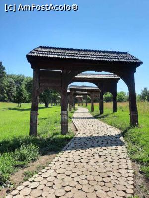 [P26] Galeria Porților Secuiești » foto by BOGDAN DSN
 - 
<span class="allrVoted glyphicon glyphicon-heart hidden" id="av1331167"></span>
<a class="m-l-10 hidden" id="sv1331167" onclick="voting_Foto_DelVot(,1331167,23187)" role="button">șterge vot <span class="glyphicon glyphicon-remove"></span></a>
<a id="v91331167" class=" c-red"  onclick="voting_Foto_SetVot(1331167)" role="button"><span class="glyphicon glyphicon-heart-empty"></span> <b>LIKE</b> = Votează poza</a> <img class="hidden"  id="f1331167W9" src="/imagini/loader.gif" border="0" /><span class="AjErrMes hidden" id="e1331167ErM"></span>