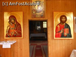 [P14] Mănăstirea Sihăstria Tarcăului - Biserica de lemn, interior. » foto by iulianic
 - 
<span class="allrVoted glyphicon glyphicon-heart hidden" id="av1181610"></span>
<a class="m-l-10 hidden" id="sv1181610" onclick="voting_Foto_DelVot(,1181610,23204)" role="button">șterge vot <span class="glyphicon glyphicon-remove"></span></a>
<a id="v91181610" class=" c-red"  onclick="voting_Foto_SetVot(1181610)" role="button"><span class="glyphicon glyphicon-heart-empty"></span> <b>LIKE</b> = Votează poza</a> <img class="hidden"  id="f1181610W9" src="/imagini/loader.gif" border="0" /><span class="AjErrMes hidden" id="e1181610ErM"></span>