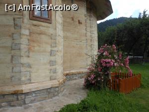 [P15] Mănăstirea Sihăstria Tarcăului - Biserica de lemn. » foto by iulianic
 - 
<span class="allrVoted glyphicon glyphicon-heart hidden" id="av1181611"></span>
<a class="m-l-10 hidden" id="sv1181611" onclick="voting_Foto_DelVot(,1181611,23204)" role="button">șterge vot <span class="glyphicon glyphicon-remove"></span></a>
<a id="v91181611" class=" c-red"  onclick="voting_Foto_SetVot(1181611)" role="button"><span class="glyphicon glyphicon-heart-empty"></span> <b>LIKE</b> = Votează poza</a> <img class="hidden"  id="f1181611W9" src="/imagini/loader.gif" border="0" /><span class="AjErrMes hidden" id="e1181611ErM"></span>