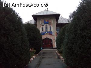 [P18] Oraș Bicaz, pe Bistrița, Primăria, fosta Casă Regală » foto by danaeldreny*
 - 
<span class="allrVoted glyphicon glyphicon-heart hidden" id="av928266"></span>
<a class="m-l-10 hidden" id="sv928266" onclick="voting_Foto_DelVot(,928266,23204)" role="button">șterge vot <span class="glyphicon glyphicon-remove"></span></a>
<a id="v9928266" class=" c-red"  onclick="voting_Foto_SetVot(928266)" role="button"><span class="glyphicon glyphicon-heart-empty"></span> <b>LIKE</b> = Votează poza</a> <img class="hidden"  id="f928266W9" src="/imagini/loader.gif" border="0" /><span class="AjErrMes hidden" id="e928266ErM"></span>