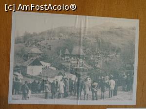 [P16] Inaugurarea casei muzeu în 1979.  » foto by tata123 🔱
 - 
<span class="allrVoted glyphicon glyphicon-heart hidden" id="av1120205"></span>
<a class="m-l-10 hidden" id="sv1120205" onclick="voting_Foto_DelVot(,1120205,23213)" role="button">șterge vot <span class="glyphicon glyphicon-remove"></span></a>
<a id="v91120205" class=" c-red"  onclick="voting_Foto_SetVot(1120205)" role="button"><span class="glyphicon glyphicon-heart-empty"></span> <b>LIKE</b> = Votează poza</a> <img class="hidden"  id="f1120205W9" src="/imagini/loader.gif" border="0" /><span class="AjErrMes hidden" id="e1120205ErM"></span>