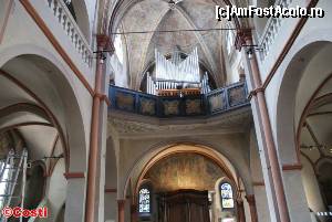 [P10] Bazilica Sankt Maria Lyskirchen. Vedere interioară spre vest.  » foto by Costi
 - 
<span class="allrVoted glyphicon glyphicon-heart hidden" id="av563216"></span>
<a class="m-l-10 hidden" id="sv563216" onclick="voting_Foto_DelVot(,563216,23236)" role="button">șterge vot <span class="glyphicon glyphicon-remove"></span></a>
<a id="v9563216" class=" c-red"  onclick="voting_Foto_SetVot(563216)" role="button"><span class="glyphicon glyphicon-heart-empty"></span> <b>LIKE</b> = Votează poza</a> <img class="hidden"  id="f563216W9" src="/imagini/loader.gif" border="0" /><span class="AjErrMes hidden" id="e563216ErM"></span>