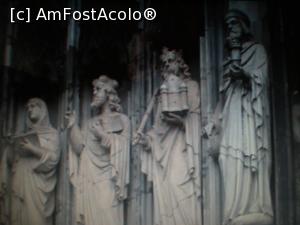 [P10] Statui pe partea din față a catedralei » foto by Mihai18*
 - 
<span class="allrVoted glyphicon glyphicon-heart hidden" id="av852923"></span>
<a class="m-l-10 hidden" id="sv852923" onclick="voting_Foto_DelVot(,852923,23236)" role="button">șterge vot <span class="glyphicon glyphicon-remove"></span></a>
<a id="v9852923" class=" c-red"  onclick="voting_Foto_SetVot(852923)" role="button"><span class="glyphicon glyphicon-heart-empty"></span> <b>LIKE</b> = Votează poza</a> <img class="hidden"  id="f852923W9" src="/imagini/loader.gif" border="0" /><span class="AjErrMes hidden" id="e852923ErM"></span>