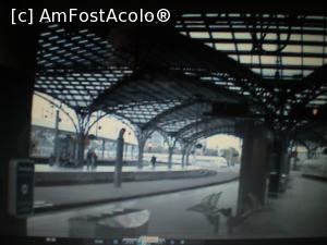 [P22] Peroanele gării sunt acoperite în întregime » foto by Mihai18*
 - 
<span class="allrVoted glyphicon glyphicon-heart hidden" id="av852982"></span>
<a class="m-l-10 hidden" id="sv852982" onclick="voting_Foto_DelVot(,852982,23236)" role="button">șterge vot <span class="glyphicon glyphicon-remove"></span></a>
<a id="v9852982" class=" c-red"  onclick="voting_Foto_SetVot(852982)" role="button"><span class="glyphicon glyphicon-heart-empty"></span> <b>LIKE</b> = Votează poza</a> <img class="hidden"  id="f852982W9" src="/imagini/loader.gif" border="0" /><span class="AjErrMes hidden" id="e852982ErM"></span>