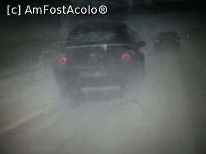 [P30] Pe autostradă se circula în coloană și nu puteai să reduci viteza exagerată față xde condițiile meteo. » foto by Mihai18*
 - 
<span class="allrVoted glyphicon glyphicon-heart hidden" id="av852990"></span>
<a class="m-l-10 hidden" id="sv852990" onclick="voting_Foto_DelVot(,852990,23236)" role="button">șterge vot <span class="glyphicon glyphicon-remove"></span></a>
<a id="v9852990" class=" c-red"  onclick="voting_Foto_SetVot(852990)" role="button"><span class="glyphicon glyphicon-heart-empty"></span> <b>LIKE</b> = Votează poza</a> <img class="hidden"  id="f852990W9" src="/imagini/loader.gif" border="0" /><span class="AjErrMes hidden" id="e852990ErM"></span>