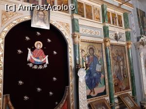 [P38] Biserica Vlaherne - Altarul » foto by adso
 - 
<span class="allrVoted glyphicon glyphicon-heart hidden" id="av1409965"></span>
<a class="m-l-10 hidden" id="sv1409965" onclick="voting_Foto_DelVot(,1409965,23242)" role="button">șterge vot <span class="glyphicon glyphicon-remove"></span></a>
<a id="v91409965" class=" c-red"  onclick="voting_Foto_SetVot(1409965)" role="button"><span class="glyphicon glyphicon-heart-empty"></span> <b>LIKE</b> = Votează poza</a> <img class="hidden"  id="f1409965W9" src="/imagini/loader.gif" border="0" /><span class="AjErrMes hidden" id="e1409965ErM"></span>