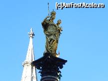 [P04] Statuia aurită a Sfintei Fecioare Maria, ocrotitoarea Bavariei, care dă și numele pieței » foto by abancor
 - 
<span class="allrVoted glyphicon glyphicon-heart hidden" id="av408548"></span>
<a class="m-l-10 hidden" id="sv408548" onclick="voting_Foto_DelVot(,408548,23259)" role="button">șterge vot <span class="glyphicon glyphicon-remove"></span></a>
<a id="v9408548" class=" c-red"  onclick="voting_Foto_SetVot(408548)" role="button"><span class="glyphicon glyphicon-heart-empty"></span> <b>LIKE</b> = Votează poza</a> <img class="hidden"  id="f408548W9" src="/imagini/loader.gif" border="0" /><span class="AjErrMes hidden" id="e408548ErM"></span>