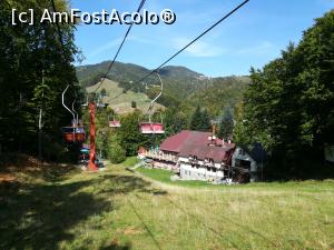 [P21] Șuior - hotelul de la bază » foto by Cris
 - 
<span class="allrVoted glyphicon glyphicon-heart hidden" id="av936519"></span>
<a class="m-l-10 hidden" id="sv936519" onclick="voting_Foto_DelVot(,936519,23290)" role="button">șterge vot <span class="glyphicon glyphicon-remove"></span></a>
<a id="v9936519" class=" c-red"  onclick="voting_Foto_SetVot(936519)" role="button"><span class="glyphicon glyphicon-heart-empty"></span> <b>LIKE</b> = Votează poza</a> <img class="hidden"  id="f936519W9" src="/imagini/loader.gif" border="0" /><span class="AjErrMes hidden" id="e936519ErM"></span>