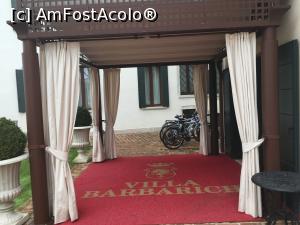[P01] Intrare hotel » foto by dobrescuflori
 - 
<span class="allrVoted glyphicon glyphicon-heart hidden" id="av938740"></span>
<a class="m-l-10 hidden" id="sv938740" onclick="voting_Foto_DelVot(,938740,23333)" role="button">șterge vot <span class="glyphicon glyphicon-remove"></span></a>
<a id="v9938740" class=" c-red"  onclick="voting_Foto_SetVot(938740)" role="button"><span class="glyphicon glyphicon-heart-empty"></span> <b>LIKE</b> = Votează poza</a> <img class="hidden"  id="f938740W9" src="/imagini/loader.gif" border="0" /><span class="AjErrMes hidden" id="e938740ErM"></span>