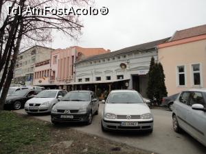 [P16] Am descoperit o poză cu localul unde am mâncat, pe dreapta, unde e terasa acoperită.  » foto by maryka
 - 
<span class="allrVoted glyphicon glyphicon-heart hidden" id="av951549"></span>
<a class="m-l-10 hidden" id="sv951549" onclick="voting_Foto_DelVot(,951549,23389)" role="button">șterge vot <span class="glyphicon glyphicon-remove"></span></a>
<a id="v9951549" class=" c-red"  onclick="voting_Foto_SetVot(951549)" role="button"><span class="glyphicon glyphicon-heart-empty"></span> <b>LIKE</b> = Votează poza</a> <img class="hidden"  id="f951549W9" src="/imagini/loader.gif" border="0" /><span class="AjErrMes hidden" id="e951549ErM"></span>