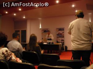 [P11] Premierea » foto by Zoazore
 - 
<span class="allrVoted glyphicon glyphicon-heart hidden" id="av952083"></span>
<a class="m-l-10 hidden" id="sv952083" onclick="voting_Foto_DelVot(,952083,23389)" role="button">șterge vot <span class="glyphicon glyphicon-remove"></span></a>
<a id="v9952083" class=" c-red"  onclick="voting_Foto_SetVot(952083)" role="button"><span class="glyphicon glyphicon-heart-empty"></span> <b>LIKE</b> = Votează poza</a> <img class="hidden"  id="f952083W9" src="/imagini/loader.gif" border="0" /><span class="AjErrMes hidden" id="e952083ErM"></span>