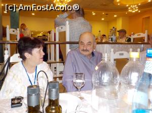 [P38] @elviramvio și aparținătorul-poză cu Nikonul!  » foto by Zoazore
 - 
<span class="allrVoted glyphicon glyphicon-heart hidden" id="av952110"></span>
<a class="m-l-10 hidden" id="sv952110" onclick="voting_Foto_DelVot(,952110,23389)" role="button">șterge vot <span class="glyphicon glyphicon-remove"></span></a>
<a id="v9952110" class=" c-red"  onclick="voting_Foto_SetVot(952110)" role="button"><span class="glyphicon glyphicon-heart-empty"></span> <b>LIKE</b> = Votează poza</a> <img class="hidden"  id="f952110W9" src="/imagini/loader.gif" border="0" /><span class="AjErrMes hidden" id="e952110ErM"></span>