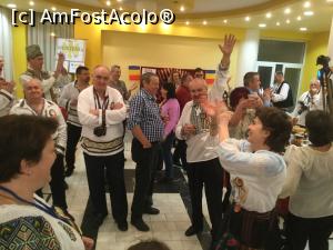 [P20] Bucurie pentru unii, dezamagire pentru altii » foto by mishu
 - 
<span class="allrVoted glyphicon glyphicon-heart hidden" id="av952986"></span>
<a class="m-l-10 hidden" id="sv952986" onclick="voting_Foto_DelVot(,952986,23389)" role="button">șterge vot <span class="glyphicon glyphicon-remove"></span></a>
<a id="v9952986" class=" c-red"  onclick="voting_Foto_SetVot(952986)" role="button"><span class="glyphicon glyphicon-heart-empty"></span> <b>LIKE</b> = Votează poza</a> <img class="hidden"  id="f952986W9" src="/imagini/loader.gif" border="0" /><span class="AjErrMes hidden" id="e952986ErM"></span>