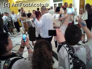 [P23] Concursul de dansuri populare » foto by Carmen Ion
 - 
<span class="allrVoted glyphicon glyphicon-heart hidden" id="av950725"></span>
<a class="m-l-10 hidden" id="sv950725" onclick="voting_Foto_DelVot(,950725,23389)" role="button">șterge vot <span class="glyphicon glyphicon-remove"></span></a>
<a id="v9950725" class=" c-red"  onclick="voting_Foto_SetVot(950725)" role="button"><span class="glyphicon glyphicon-heart-empty"></span> <b>LIKE</b> = Votează poza</a> <img class="hidden"  id="f950725W9" src="/imagini/loader.gif" border="0" /><span class="AjErrMes hidden" id="e950725ErM"></span>