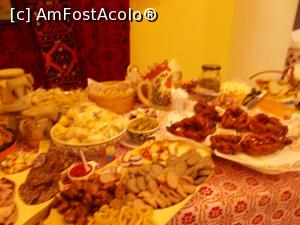 [P10] Masă bogată în stil ardelenesc.  » foto by elviramvio
 - 
<span class="allrVoted glyphicon glyphicon-heart hidden" id="av951215"></span>
<a class="m-l-10 hidden" id="sv951215" onclick="voting_Foto_DelVot(,951215,23389)" role="button">șterge vot <span class="glyphicon glyphicon-remove"></span></a>
<a id="v9951215" class=" c-red"  onclick="voting_Foto_SetVot(951215)" role="button"><span class="glyphicon glyphicon-heart-empty"></span> <b>LIKE</b> = Votează poza</a> <img class="hidden"  id="f951215W9" src="/imagini/loader.gif" border="0" /><span class="AjErrMes hidden" id="e951215ErM"></span>
