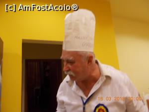 [P26] Bucătar moldovean, Ovidiu, soțul Alinei53.  » foto by elviramvio
 - 
<span class="allrVoted glyphicon glyphicon-heart hidden" id="av951231"></span>
<a class="m-l-10 hidden" id="sv951231" onclick="voting_Foto_DelVot(,951231,23389)" role="button">șterge vot <span class="glyphicon glyphicon-remove"></span></a>
<a id="v9951231" class=" c-red"  onclick="voting_Foto_SetVot(951231)" role="button"><span class="glyphicon glyphicon-heart-empty"></span> <b>LIKE</b> = Votează poza</a> <img class="hidden"  id="f951231W9" src="/imagini/loader.gif" border="0" /><span class="AjErrMes hidden" id="e951231ErM"></span>