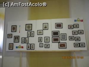 [P01] Expoziția de goblenuri a Mihaelei Voicu » foto by elviramvio
 - 
<span class="allrVoted glyphicon glyphicon-heart hidden" id="av951573"></span>
<a class="m-l-10 hidden" id="sv951573" onclick="voting_Foto_DelVot(,951573,23389)" role="button">șterge vot <span class="glyphicon glyphicon-remove"></span></a>
<a id="v9951573" class=" c-red"  onclick="voting_Foto_SetVot(951573)" role="button"><span class="glyphicon glyphicon-heart-empty"></span> <b>LIKE</b> = Votează poza</a> <img class="hidden"  id="f951573W9" src="/imagini/loader.gif" border="0" /><span class="AjErrMes hidden" id="e951573ErM"></span>