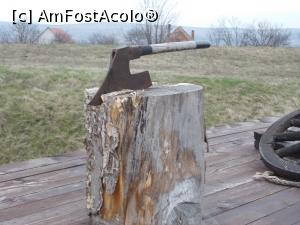 [P14] No, cu asta vine Țepeș la Guvern!  » foto by mihaelavoicu
 - 
<span class="allrVoted glyphicon glyphicon-heart hidden" id="av950839"></span>
<a class="m-l-10 hidden" id="sv950839" onclick="voting_Foto_DelVot(,950839,23389)" role="button">șterge vot <span class="glyphicon glyphicon-remove"></span></a>
<a id="v9950839" class=" c-red"  onclick="voting_Foto_SetVot(950839)" role="button"><span class="glyphicon glyphicon-heart-empty"></span> <b>LIKE</b> = Votează poza</a> <img class="hidden"  id="f950839W9" src="/imagini/loader.gif" border="0" /><span class="AjErrMes hidden" id="e950839ErM"></span>