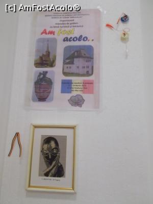 [P33] Dovada că am făcut expoziție » foto by mihaelavoicu
 - 
<span class="allrVoted glyphicon glyphicon-heart hidden" id="av950871"></span>
<a class="m-l-10 hidden" id="sv950871" onclick="voting_Foto_DelVot(,950871,23389)" role="button">șterge vot <span class="glyphicon glyphicon-remove"></span></a>
<a id="v9950871" class=" c-red"  onclick="voting_Foto_SetVot(950871)" role="button"><span class="glyphicon glyphicon-heart-empty"></span> <b>LIKE</b> = Votează poza</a> <img class="hidden"  id="f950871W9" src="/imagini/loader.gif" border="0" /><span class="AjErrMes hidden" id="e950871ErM"></span>