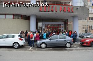 [P36] Fiecare la ghidul lui!  » foto by kelyboy
 - 
<span class="allrVoted glyphicon glyphicon-heart hidden" id="av953815"></span>
<a class="m-l-10 hidden" id="sv953815" onclick="voting_Foto_DelVot(,953815,23389)" role="button">șterge vot <span class="glyphicon glyphicon-remove"></span></a>
<a id="v9953815" class=" c-red"  onclick="voting_Foto_SetVot(953815)" role="button"><span class="glyphicon glyphicon-heart-empty"></span> <b>LIKE</b> = Votează poza</a> <img class="hidden"  id="f953815W9" src="/imagini/loader.gif" border="0" /><span class="AjErrMes hidden" id="e953815ErM"></span>