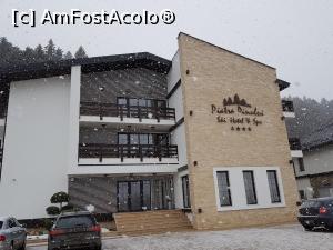 [P01] Piatra Pinului printre fulgii de nea » foto by DOINITA
 - 
<span class="allrVoted glyphicon glyphicon-heart hidden" id="av943148"></span>
<a class="m-l-10 hidden" id="sv943148" onclick="voting_Foto_DelVot(,943148,23423)" role="button">șterge vot <span class="glyphicon glyphicon-remove"></span></a>
<a id="v9943148" class=" c-red"  onclick="voting_Foto_SetVot(943148)" role="button"><span class="glyphicon glyphicon-heart-empty"></span> <b>LIKE</b> = Votează poza</a> <img class="hidden"  id="f943148W9" src="/imagini/loader.gif" border="0" /><span class="AjErrMes hidden" id="e943148ErM"></span>