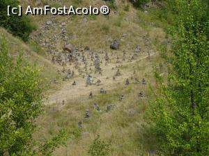 [P07] Spre coloanele de bazalt - mom&acirc;i. » foto by tata123 🔱
 - 
<span class="allrVoted glyphicon glyphicon-heart hidden" id="av1258675"></span>
<a class="m-l-10 hidden" id="sv1258675" onclick="voting_Foto_DelVot(,1258675,23427)" role="button">șterge vot <span class="glyphicon glyphicon-remove"></span></a>
<a id="v91258675" class=" c-red"  onclick="voting_Foto_SetVot(1258675)" role="button"><span class="glyphicon glyphicon-heart-empty"></span> <b>LIKE</b> = Votează poza</a> <img class="hidden"  id="f1258675W9" src="/imagini/loader.gif" border="0" /><span class="AjErrMes hidden" id="e1258675ErM"></span>