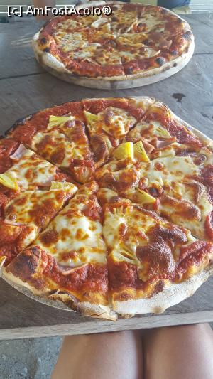 [P09] Ciao Bella - pizza » foto by r-Uca
 - 
<span class="allrVoted glyphicon glyphicon-heart hidden" id="av944581"></span>
<a class="m-l-10 hidden" id="sv944581" onclick="voting_Foto_DelVot(,944581,23447)" role="button">șterge vot <span class="glyphicon glyphicon-remove"></span></a>
<a id="v9944581" class=" c-red"  onclick="voting_Foto_SetVot(944581)" role="button"><span class="glyphicon glyphicon-heart-empty"></span> <b>LIKE</b> = Votează poza</a> <img class="hidden"  id="f944581W9" src="/imagini/loader.gif" border="0" /><span class="AjErrMes hidden" id="e944581ErM"></span>
