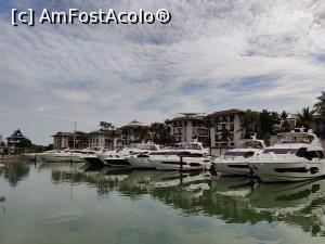 [P69] Phuket Royal Marina la sosire » foto by crismis
 - 
<span class="allrVoted glyphicon glyphicon-heart hidden" id="av1368971"></span>
<a class="m-l-10 hidden" id="sv1368971" onclick="voting_Foto_DelVot(,1368971,23453)" role="button">șterge vot <span class="glyphicon glyphicon-remove"></span></a>
<a id="v91368971" class=" c-red"  onclick="voting_Foto_SetVot(1368971)" role="button"><span class="glyphicon glyphicon-heart-empty"></span> <b>LIKE</b> = Votează poza</a> <img class="hidden"  id="f1368971W9" src="/imagini/loader.gif" border="0" /><span class="AjErrMes hidden" id="e1368971ErM"></span>