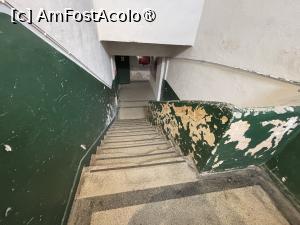 [P22] Memorialul Închisoarea Pitești,scările la subsol » foto by AZE
 - 
<span class="allrVoted glyphicon glyphicon-heart hidden" id="av1539157"></span>
<a class="m-l-10 hidden" id="sv1539157" onclick="voting_Foto_DelVot(,1539157,23475)" role="button">șterge vot <span class="glyphicon glyphicon-remove"></span></a>
<a id="v91539157" class=" c-red"  onclick="voting_Foto_SetVot(1539157)" role="button"><span class="glyphicon glyphicon-heart-empty"></span> <b>LIKE</b> = Votează poza</a> <img class="hidden"  id="f1539157W9" src="/imagini/loader.gif" border="0" /><span class="AjErrMes hidden" id="e1539157ErM"></span>