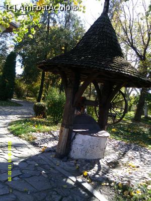 [P48] 48. Fosta sursă de apă a conacului. » foto by msnd
 - 
<span class="allrVoted glyphicon glyphicon-heart hidden" id="av1508946"></span>
<a class="m-l-10 hidden" id="sv1508946" onclick="voting_Foto_DelVot(,1508946,23475)" role="button">șterge vot <span class="glyphicon glyphicon-remove"></span></a>
<a id="v91508946" class=" c-red"  onclick="voting_Foto_SetVot(1508946)" role="button"><span class="glyphicon glyphicon-heart-empty"></span> <b>LIKE</b> = Votează poza</a> <img class="hidden"  id="f1508946W9" src="/imagini/loader.gif" border="0" /><span class="AjErrMes hidden" id="e1508946ErM"></span>