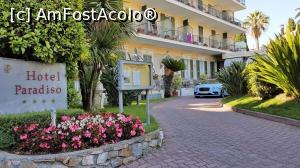 [P01] Intrarea spre hotel » foto by DOINITA <span class="label label-default labelC_thin small">NEVOTABILĂ</span>