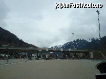 [P43] punctul de taxa. » foto by adryana
 - 
<span class="allrVoted glyphicon glyphicon-heart hidden" id="av318022"></span>
<a class="m-l-10 hidden" id="sv318022" onclick="voting_Foto_DelVot(,318022,23568)" role="button">șterge vot <span class="glyphicon glyphicon-remove"></span></a>
<a id="v9318022" class=" c-red"  onclick="voting_Foto_SetVot(318022)" role="button"><span class="glyphicon glyphicon-heart-empty"></span> <b>LIKE</b> = Votează poza</a> <img class="hidden"  id="f318022W9" src="/imagini/loader.gif" border="0" /><span class="AjErrMes hidden" id="e318022ErM"></span>