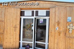 [P34] pana sa vina microbuzul ne-am adapostit in magazinul cu suveniruri din statie » foto by alunelu69
 - 
<span class="allrVoted glyphicon glyphicon-heart hidden" id="av958219"></span>
<a class="m-l-10 hidden" id="sv958219" onclick="voting_Foto_DelVot(,958219,23631)" role="button">șterge vot <span class="glyphicon glyphicon-remove"></span></a>
<a id="v9958219" class=" c-red"  onclick="voting_Foto_SetVot(958219)" role="button"><span class="glyphicon glyphicon-heart-empty"></span> <b>LIKE</b> = Votează poza</a> <img class="hidden"  id="f958219W9" src="/imagini/loader.gif" border="0" /><span class="AjErrMes hidden" id="e958219ErM"></span>