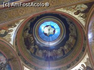 [P12] Cupola naosului Bisericii din Bușteni.  » foto by mihaelavoicu
 - 
<span class="allrVoted glyphicon glyphicon-heart hidden" id="av958997"></span>
<a class="m-l-10 hidden" id="sv958997" onclick="voting_Foto_DelVot(,958997,23640)" role="button">șterge vot <span class="glyphicon glyphicon-remove"></span></a>
<a id="v9958997" class=" c-red"  onclick="voting_Foto_SetVot(958997)" role="button"><span class="glyphicon glyphicon-heart-empty"></span> <b>LIKE</b> = Votează poza</a> <img class="hidden"  id="f958997W9" src="/imagini/loader.gif" border="0" /><span class="AjErrMes hidden" id="e958997ErM"></span>
