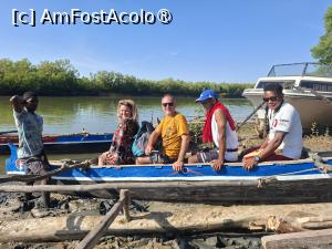 [P19] pe barcă tradițională » foto by robert
 - 
<span class="allrVoted glyphicon glyphicon-heart hidden" id="av1498640"></span>
<a class="m-l-10 hidden" id="sv1498640" onclick="voting_Foto_DelVot(,1498640,23651)" role="button">șterge vot <span class="glyphicon glyphicon-remove"></span></a>
<a id="v91498640" class=" c-red"  onclick="voting_Foto_SetVot(1498640)" role="button"><span class="glyphicon glyphicon-heart-empty"></span> <b>LIKE</b> = Votează poza</a> <img class="hidden"  id="f1498640W9" src="/imagini/loader.gif" border="0" /><span class="AjErrMes hidden" id="e1498640ErM"></span>