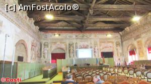 [P04] Galeria din Palazzo dei Trecento, al Consiliului Municipal Treviso » foto by Costi
 - 
<span class="allrVoted glyphicon glyphicon-heart hidden" id="av960952"></span>
<a class="m-l-10 hidden" id="sv960952" onclick="voting_Foto_DelVot(,960952,23664)" role="button">șterge vot <span class="glyphicon glyphicon-remove"></span></a>
<a id="v9960952" class=" c-red"  onclick="voting_Foto_SetVot(960952)" role="button"><span class="glyphicon glyphicon-heart-empty"></span> <b>LIKE</b> = Votează poza</a> <img class="hidden"  id="f960952W9" src="/imagini/loader.gif" border="0" /><span class="AjErrMes hidden" id="e960952ErM"></span>