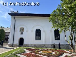 [P27] Mănăstirea Văratic » foto by Yersinia Pestis
 - 
<span class="allrVoted glyphicon glyphicon-heart hidden" id="av1531564"></span>
<a class="m-l-10 hidden" id="sv1531564" onclick="voting_Foto_DelVot(,1531564,23690)" role="button">șterge vot <span class="glyphicon glyphicon-remove"></span></a>
<a id="v91531564" class=" c-red"  onclick="voting_Foto_SetVot(1531564)" role="button"><span class="glyphicon glyphicon-heart-empty"></span> <b>LIKE</b> = Votează poza</a> <img class="hidden"  id="f1531564W9" src="/imagini/loader.gif" border="0" /><span class="AjErrMes hidden" id="e1531564ErM"></span>