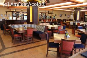 [P11] Sozopol, Restaurantul Selena, Barul cu o gamă variată de băuturi, nu era nimeni acolo.... la terasă au mai venit ceva persoane când noi plecam... » foto by mprofeanu
 - 
<span class="allrVoted glyphicon glyphicon-heart hidden" id="av1202122"></span>
<a class="m-l-10 hidden" id="sv1202122" onclick="voting_Foto_DelVot(,1202122,23791)" role="button">șterge vot <span class="glyphicon glyphicon-remove"></span></a>
<a id="v91202122" class=" c-red"  onclick="voting_Foto_SetVot(1202122)" role="button"><span class="glyphicon glyphicon-heart-empty"></span> <b>LIKE</b> = Votează poza</a> <img class="hidden"  id="f1202122W9" src="/imagini/loader.gif" border="0" /><span class="AjErrMes hidden" id="e1202122ErM"></span>