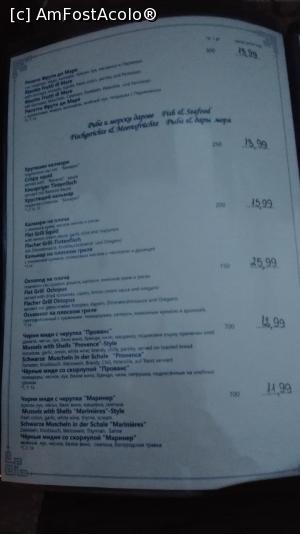 [P12] Sozopol, Restaurantul Selena, Meniul, Pește, Fructe de mare, scuzați calitatea pozei, a fost făcută cu telefonul și în fugă.. » foto by mprofeanu
 - 
<span class="allrVoted glyphicon glyphicon-heart hidden" id="av1202123"></span>
<a class="m-l-10 hidden" id="sv1202123" onclick="voting_Foto_DelVot(,1202123,23791)" role="button">șterge vot <span class="glyphicon glyphicon-remove"></span></a>
<a id="v91202123" class=" c-red"  onclick="voting_Foto_SetVot(1202123)" role="button"><span class="glyphicon glyphicon-heart-empty"></span> <b>LIKE</b> = Votează poza</a> <img class="hidden"  id="f1202123W9" src="/imagini/loader.gif" border="0" /><span class="AjErrMes hidden" id="e1202123ErM"></span>