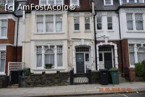 [P02] Usa din stanga este la adresa Howitt Road 46, adica Belsize Boutique Resort » foto by Pușcașu Marin
 - 
<span class="allrVoted glyphicon glyphicon-heart hidden" id="av972969"></span>
<a class="m-l-10 hidden" id="sv972969" onclick="voting_Foto_DelVot(,972969,23809)" role="button">șterge vot <span class="glyphicon glyphicon-remove"></span></a>
<a id="v9972969" class=" c-red"  onclick="voting_Foto_SetVot(972969)" role="button"><span class="glyphicon glyphicon-heart-empty"></span> <b>LIKE</b> = Votează poza</a> <img class="hidden"  id="f972969W9" src="/imagini/loader.gif" border="0" /><span class="AjErrMes hidden" id="e972969ErM"></span>