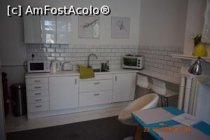 [P04] Chicineta si blatul cu scaunele de bar » foto by Pușcașu Marin
 - 
<span class="allrVoted glyphicon glyphicon-heart hidden" id="av972971"></span>
<a class="m-l-10 hidden" id="sv972971" onclick="voting_Foto_DelVot(,972971,23809)" role="button">șterge vot <span class="glyphicon glyphicon-remove"></span></a>
<a id="v9972971" class=" c-red"  onclick="voting_Foto_SetVot(972971)" role="button"><span class="glyphicon glyphicon-heart-empty"></span> <b>LIKE</b> = Votează poza</a> <img class="hidden"  id="f972971W9" src="/imagini/loader.gif" border="0" /><span class="AjErrMes hidden" id="e972971ErM"></span>